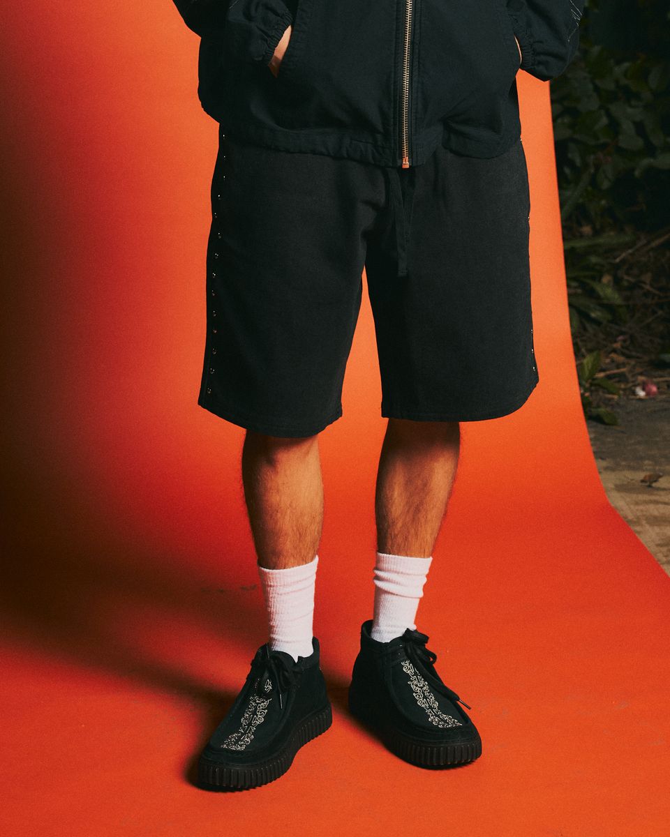 ��PLEASURES/�ץ쥸�㡼����DAFT PUNK/���եȡ��ѥ󥯡�LUCKY STUDDED JORTS ���硼�ȥѥ�� / BLACK