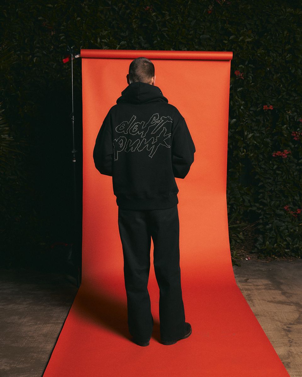 ��PLEASURES/�ץ쥸�㡼����DAFT PUNK/���եȡ��ѥ󥯡�LUCKY STUDDED HOODIE �С����� / BLACK