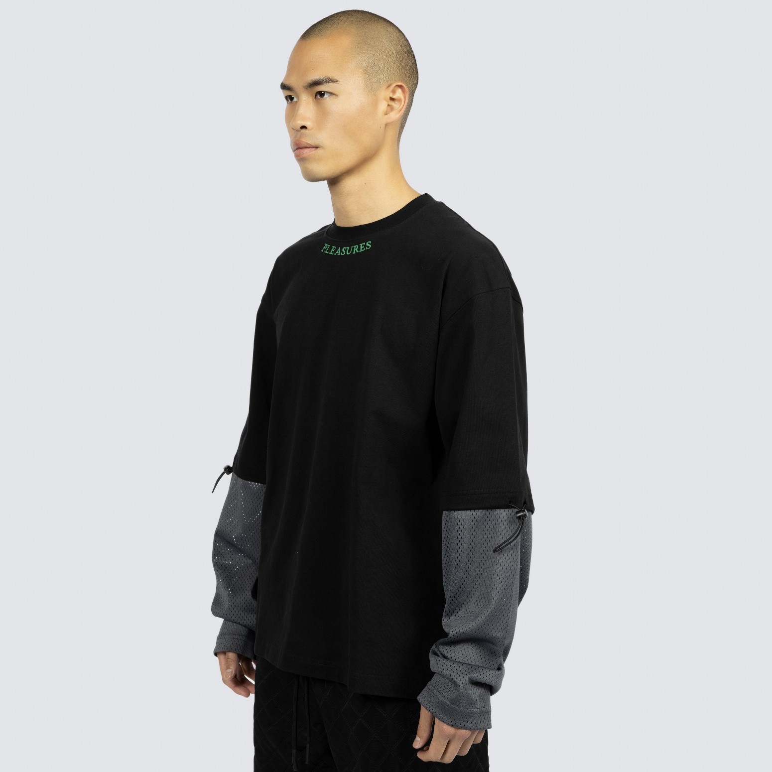 PLEASURES/ץ쥸㡼FURNITURE LONG SLEEVE ĹµT / BLACK