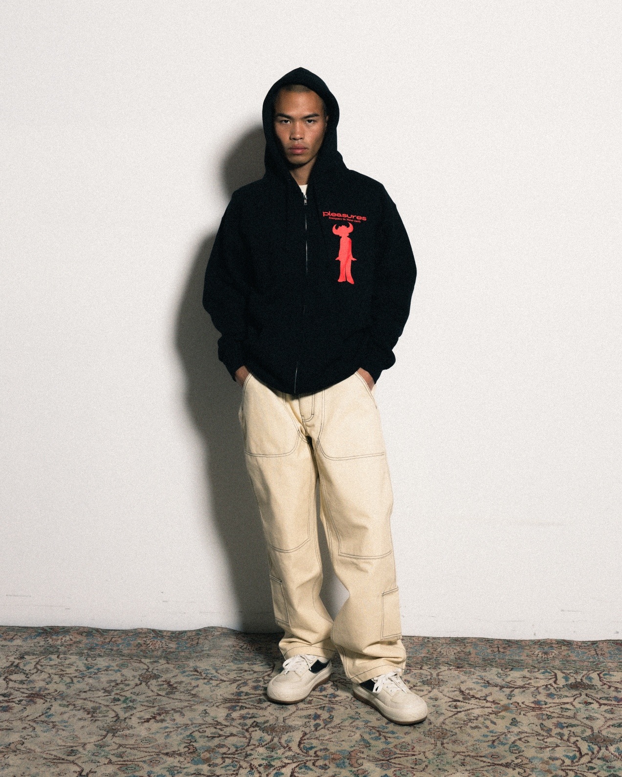 PLEASURES/ץ쥸㡼JAMIROQUAI/ߥ磻HIGH TIMES ZIP HOODIE ѡ / BLACK