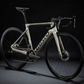 GUSTO グスト COBRA EVO DB PRO LEGEND コブラエヴォ ディスク レジェンド ULTEGRA Di2　 完成車 日本正規品　|GUSTO/グスト|自転車車体
