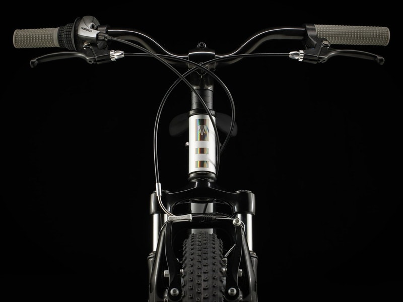 TREK トレック Precaliber プレキャリバー 24 8-speed