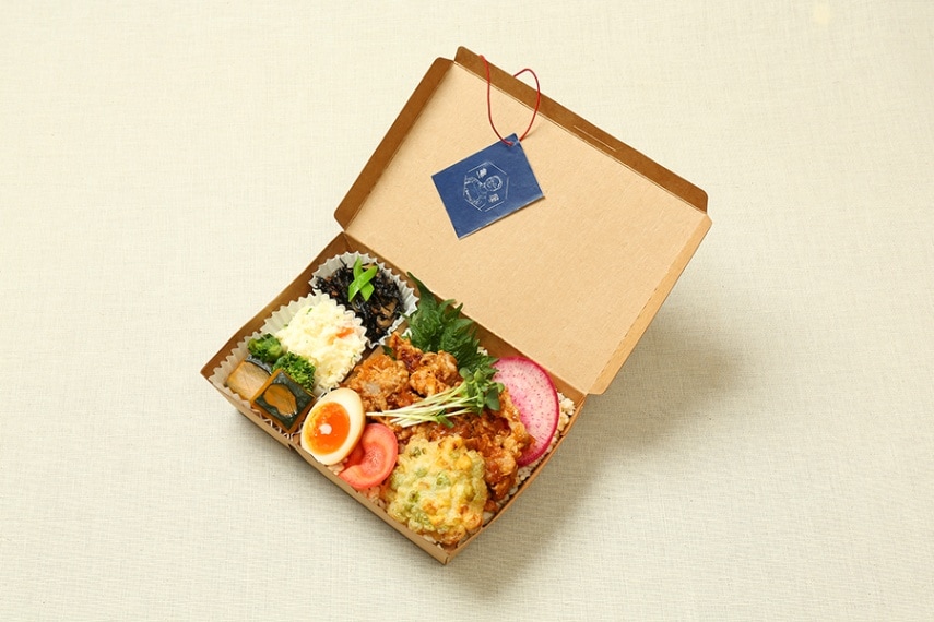 b-1　Bento亀屋　日替わり お肉 弁当