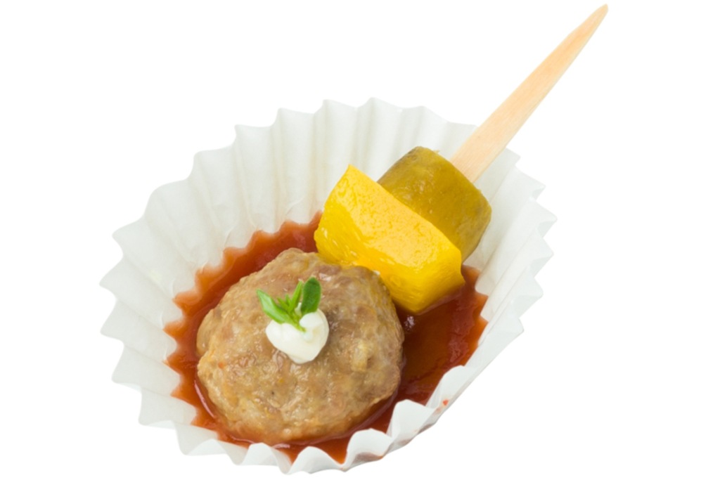 02.お酒に合うミートフィンガーボックス