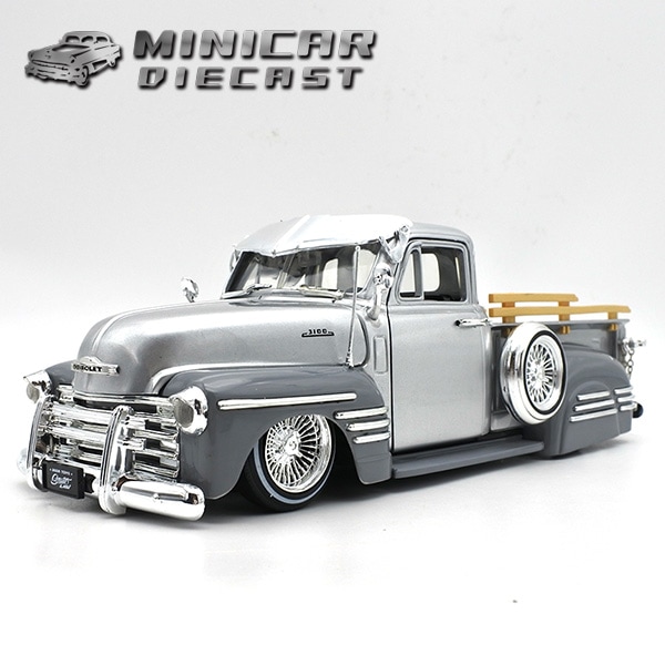 1/64 ミニカー 1996 CHEVROLET IMPALA SS グレー シボレー インパラ