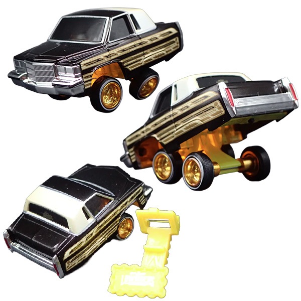ダイキャストミニカー 1985 CADILLAC FLEETWOOD COUPE 1985年