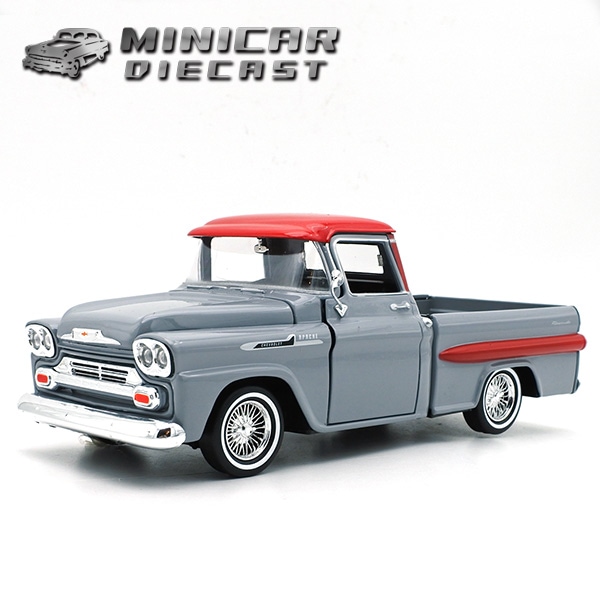 1/24 ミニカー 箱入り 1958 CHEVY APACHE FLEETSIDE PICKUP