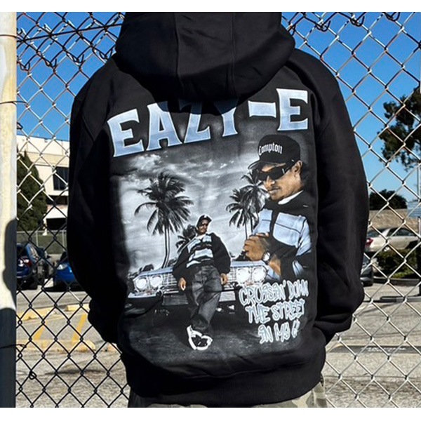 boohoo MAN★オーバーサイズ 長袖 パーカー★Eazy E Face★白★ パーカー メンズ 長袖 フーディー HOODIE Eazy-E イージー・イー