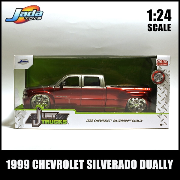 1/24 箱入り ミニカー 1999 CHEVROLET SILVERADO DUALLY メタリック