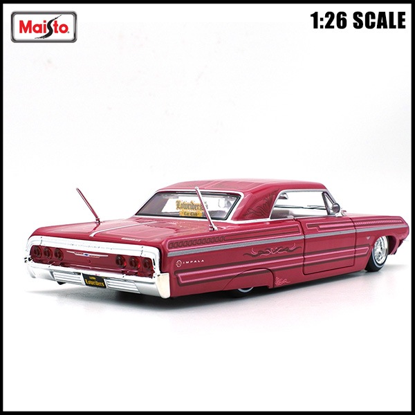 1/26 箱入り ミニカー 1964 CHEVROLET IMPALA SS ピンク
