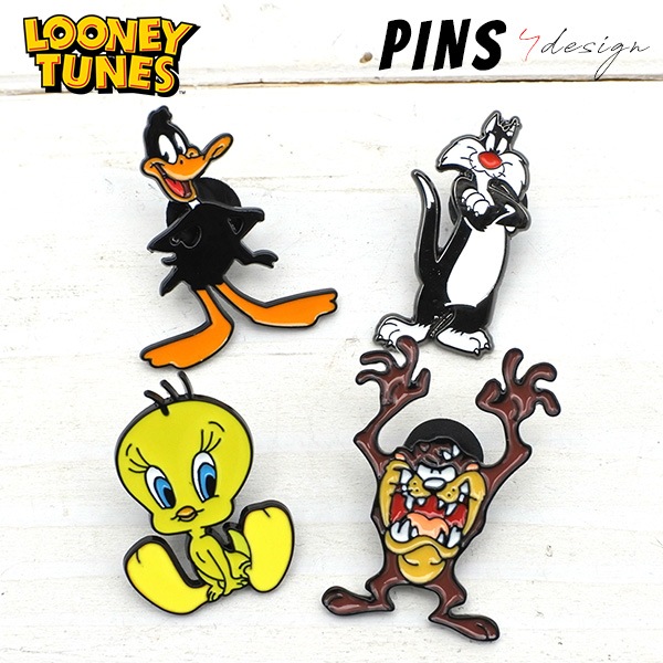 激レア　90年代　ワーナー・ブラザース　ルーニー・テューンズ　ピンバッジ　セット ルーニーテューンズ Looney Tunes ピンバッジ 全4種類 トゥイーティー