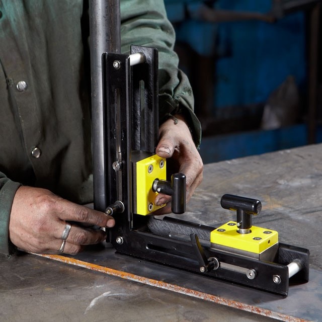 �ޥ������å��������ѥޥ��ͥåȥۥ�� ��ľ�Ѱ���Ĵ�������ס�272kg��