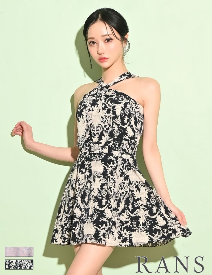 【超特価!】アイダンマトックス 黒xビーズ大花柄装飾ミニドレス Clothing – Madida Clothing