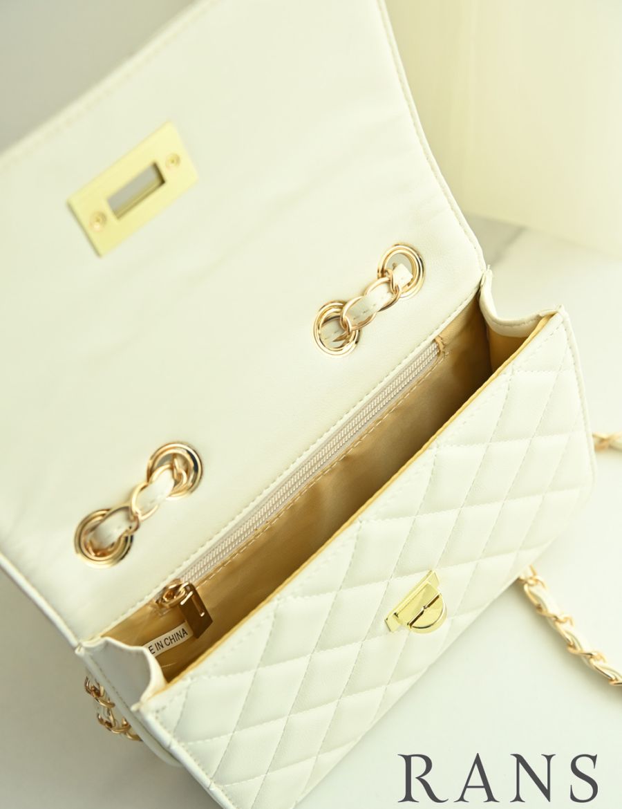 バッグ/ショルダーバッグ/ホワイト/ツイストロック/チェーン