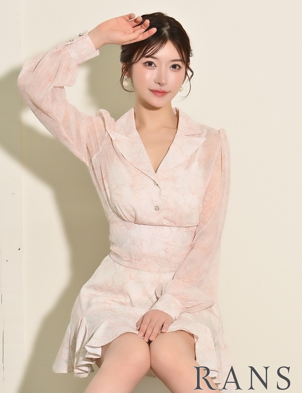 [Sのみ即納][instock]【RAN SERENE】ミニ/ドレス/セットアップ/オレンジ/長袖/襟付き/フレア/柄/花柄/リボン