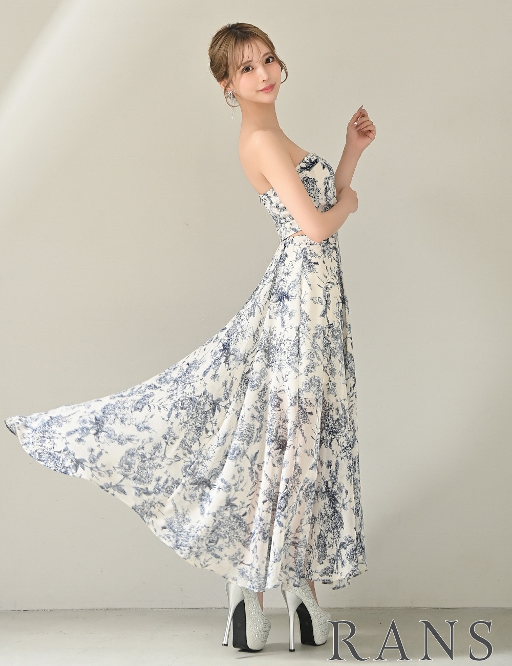 【RANS】ロング/ドレス/フレア/ホワイト/ブルーKN0575WHPTｒ Sのみ即納][instock]【RANS】ロング/ドレス/ワンピース/ホワイト