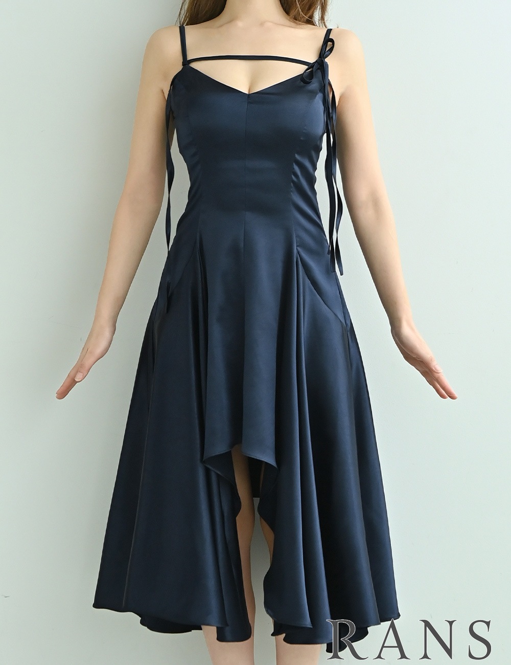 [即納][instock]【RANS】丈長/ドレス/ワンピース/ネイビー/キャミ/フレア/サテン/リボン