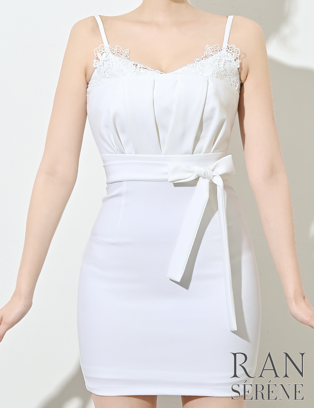 [即納][instock]【RAN SERENE】ミニ/ドレス/ワンピース/ホワイト/キャミ/タイト/レース/リボン