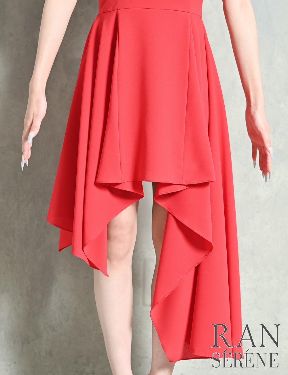[Sのみ即納][instock]【RAN SERENE】丈長/ミニ/ドレス/ワンピース/レッド/ベア/フレア/アシンメトリー