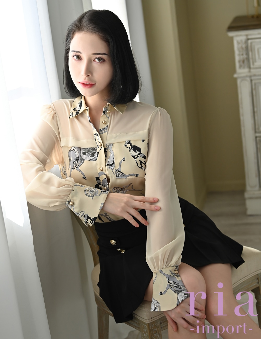 【ria】ミニ/ドレス/セットアップ/ベージュ/ブラック/シャツ/プリーツ/袖あり