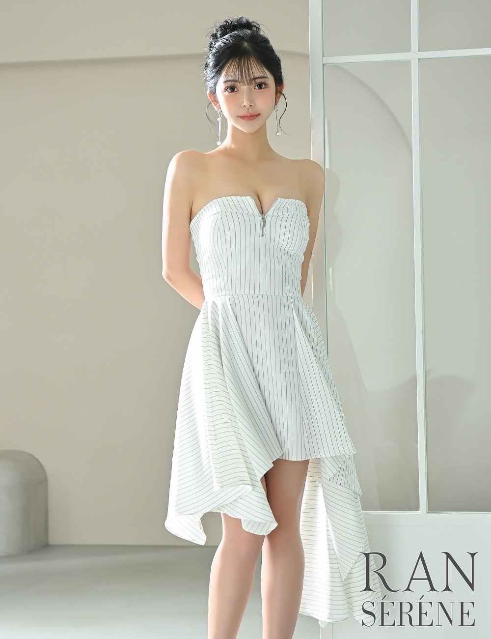 [即納][instock]【RAN SERENE】丈長/ミニ/ドレス/ワンピース/ホワイト/ベア/フレア/アシンメトリー/柄/ストライプ