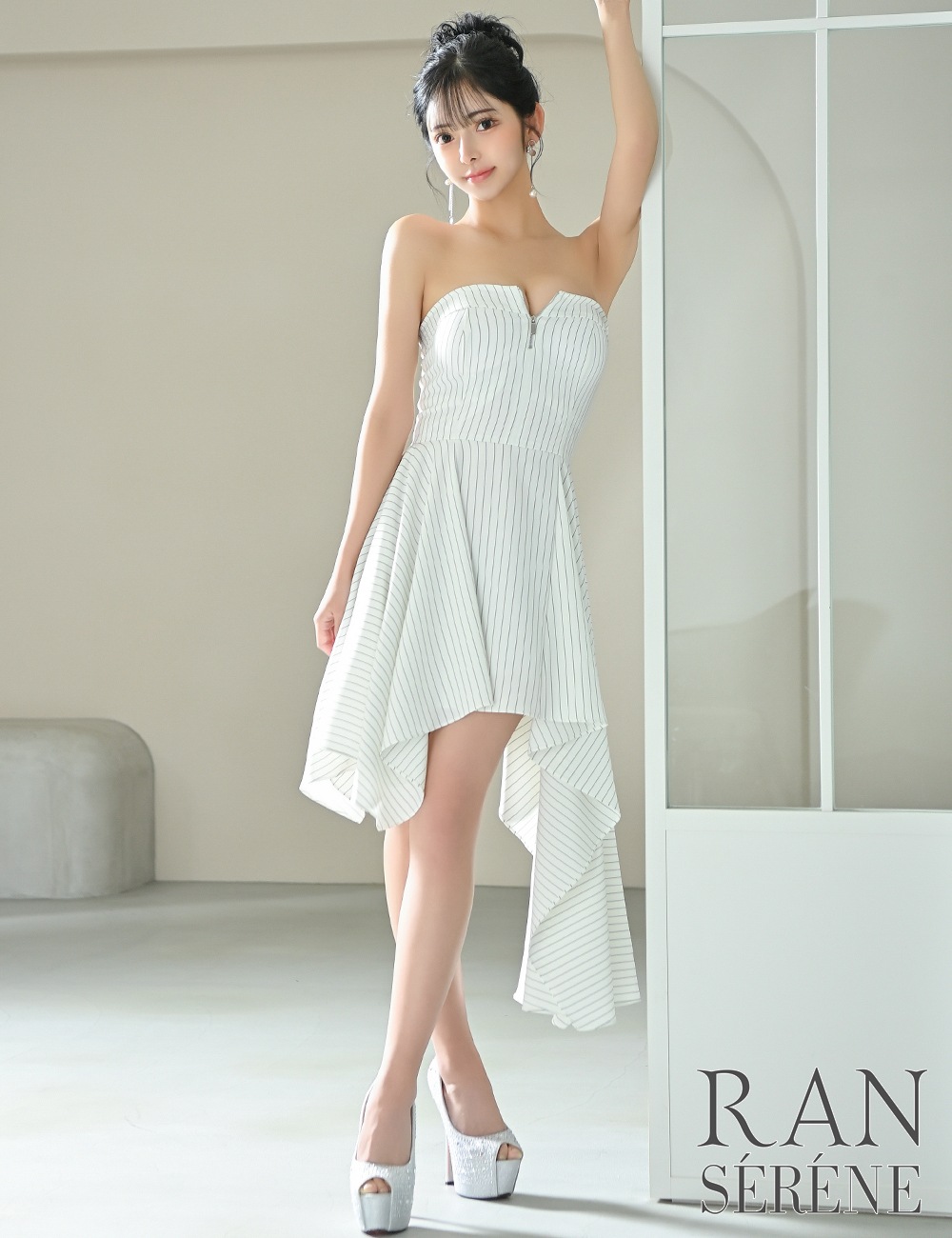 [即納][instock]【RAN SERENE】丈長/ミニ/ドレス/ワンピース/ホワイト/ベア/フレア/アシンメトリー/柄/ストライプ