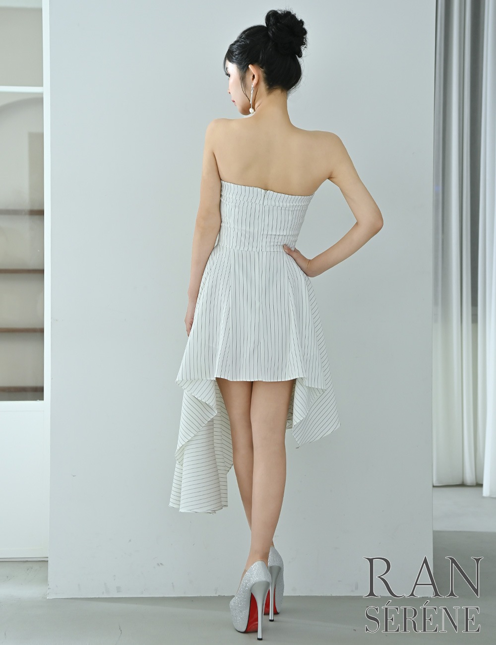 [即納][instock]【RAN SERENE】丈長/ミニ/ドレス/ワンピース/ホワイト/ベア/フレア/アシンメトリー/柄/ストライプ