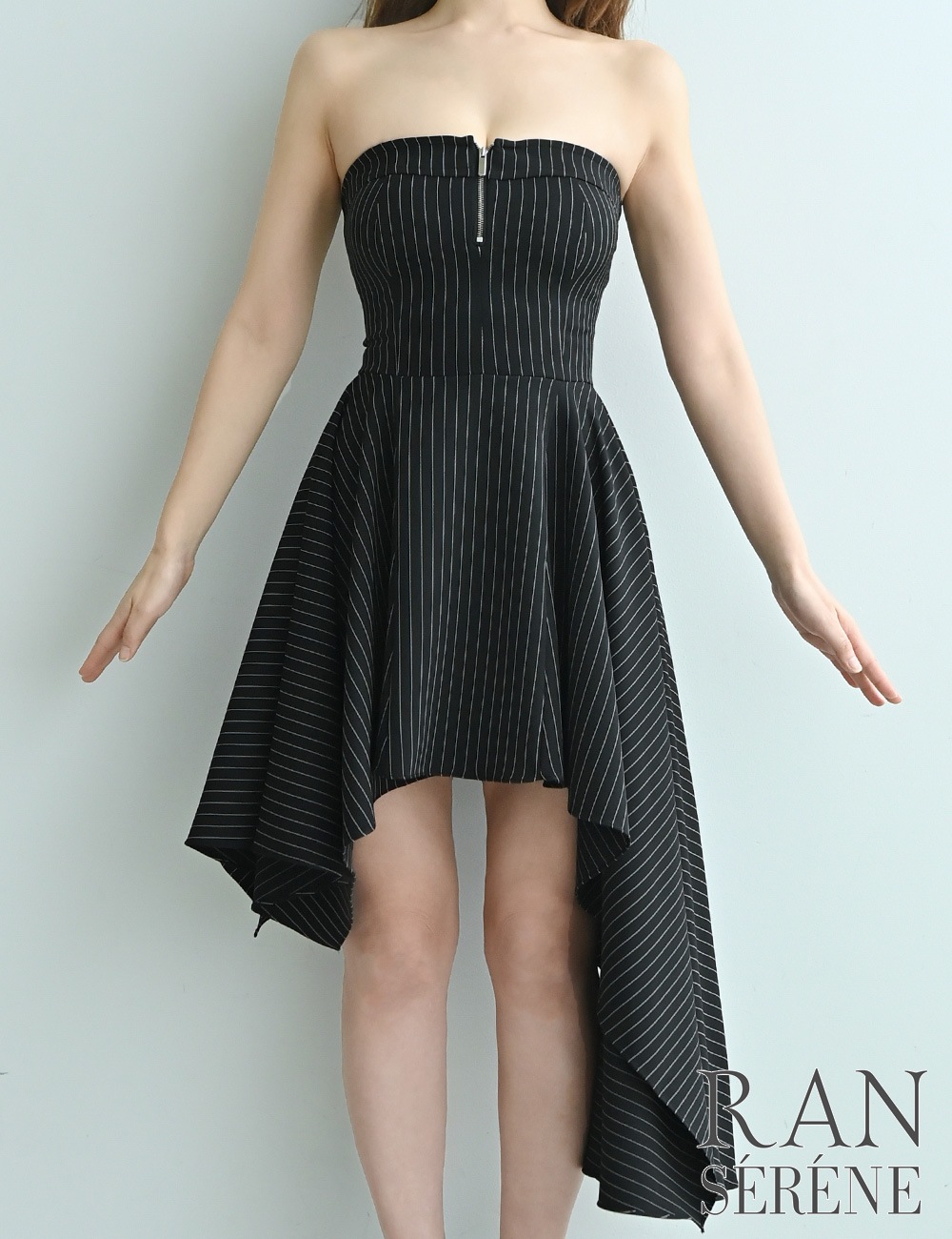 [Sのみ即納][instock]【RAN SERENE】丈長/ミニ/ドレス/ワンピース/ブラック/ベア/フレア/アシンメトリー/柄/ストライプ