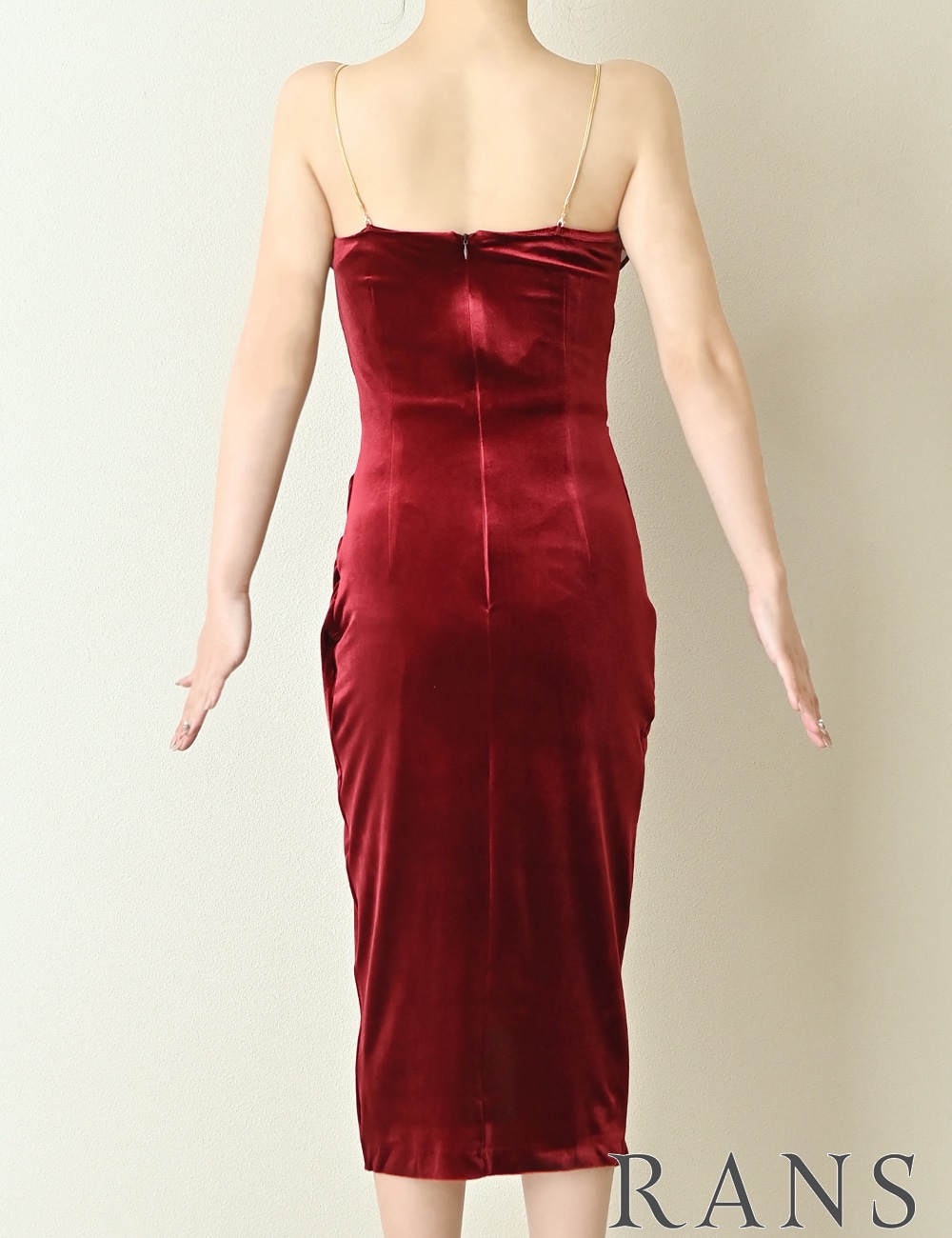 [Mのみ即納][instock]【RANS】丈長/ドレス/ワンピース/レッド/キャミ/チェーン/ドレープ/タイト/スリット/ベロア