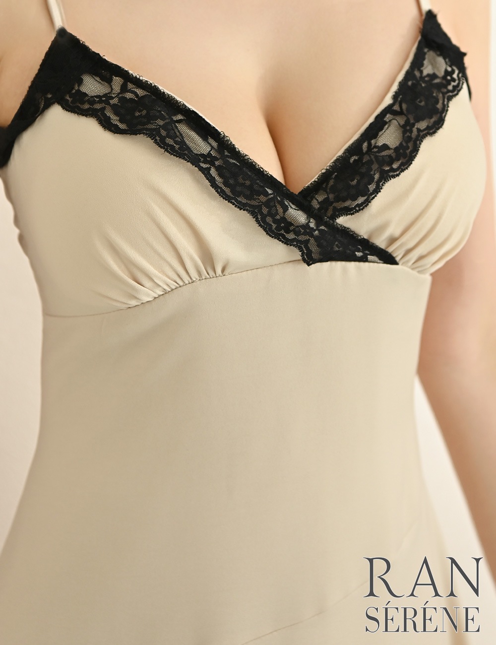 [即納][instock]【RAN SERENE】丈長/ドレス/ワンピース/ホワイト/キャミ/フレア/サテン/レース