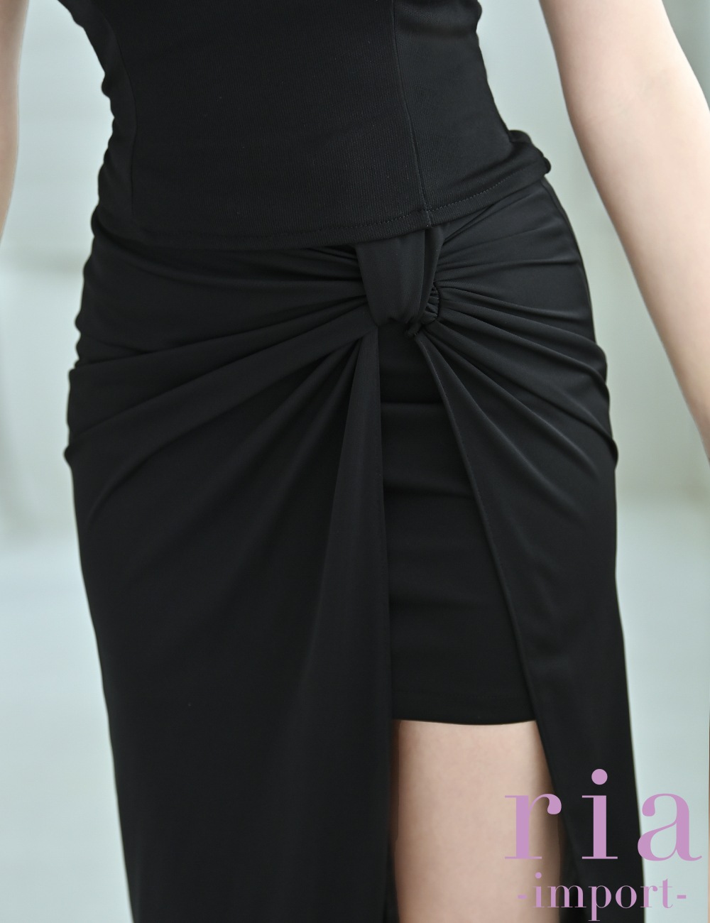 【ria】丈長/ミニ/ドレス/ベア/セットアップ/ブラック/ゴールドチェーン/ラップデザイン