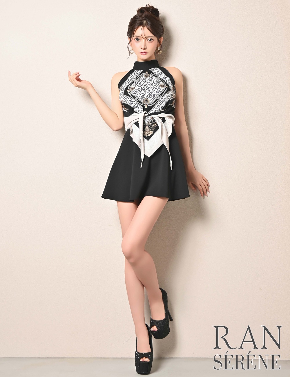 [即納][instock]【RAN SERENE】ミニ/ドレス/ワンピース/ブラック/アメスリ/フレア/柄/スカーフ