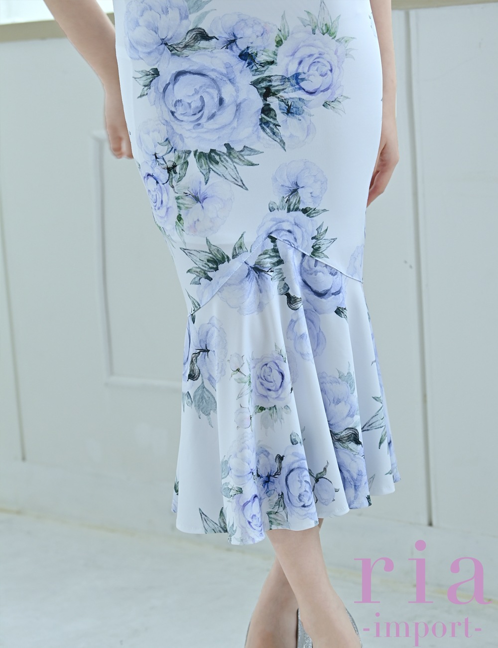 【ria】丈長/ドレス/ワンピース/ホワイト/ブルー/花柄/ベア/マーメイド
