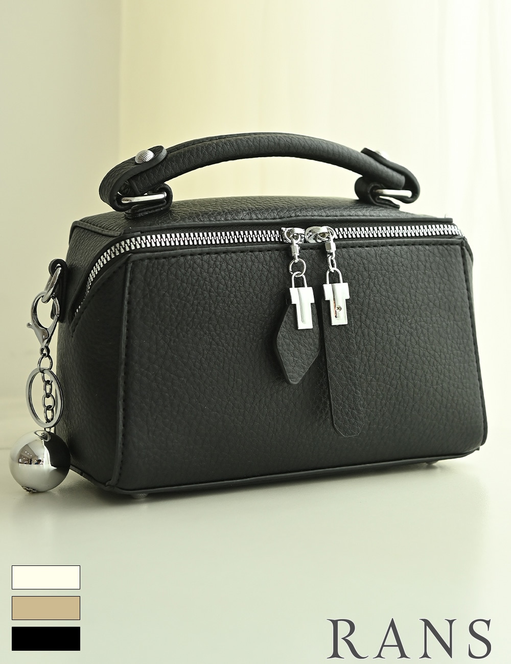 バッグ/ハンドバッグ/ショルダーバッグ/ブラック/ダブルファスナー/ボックス/チャーム