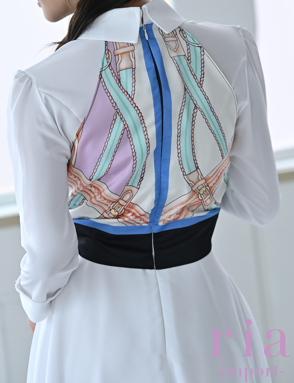 【ria】ミニ/ドレス/ワンピース/ホワイト/フレア/スカーフ/七分袖/襟付き/柄