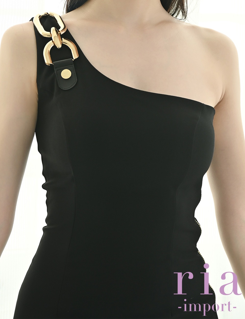 【ria】ミニ/ドレス/タイト/ワンピース/ブラック/ファスナー/ワンショル/チェーン