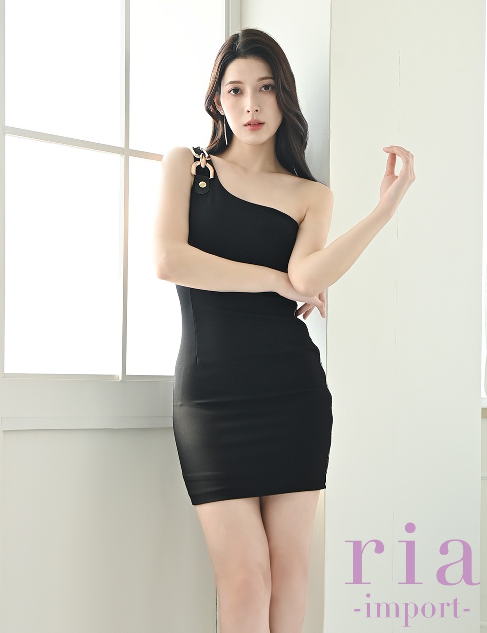 【ria】ミニ/ドレス/タイト/ワンピース/ブラック/ファスナー/ワンショル/チェーン