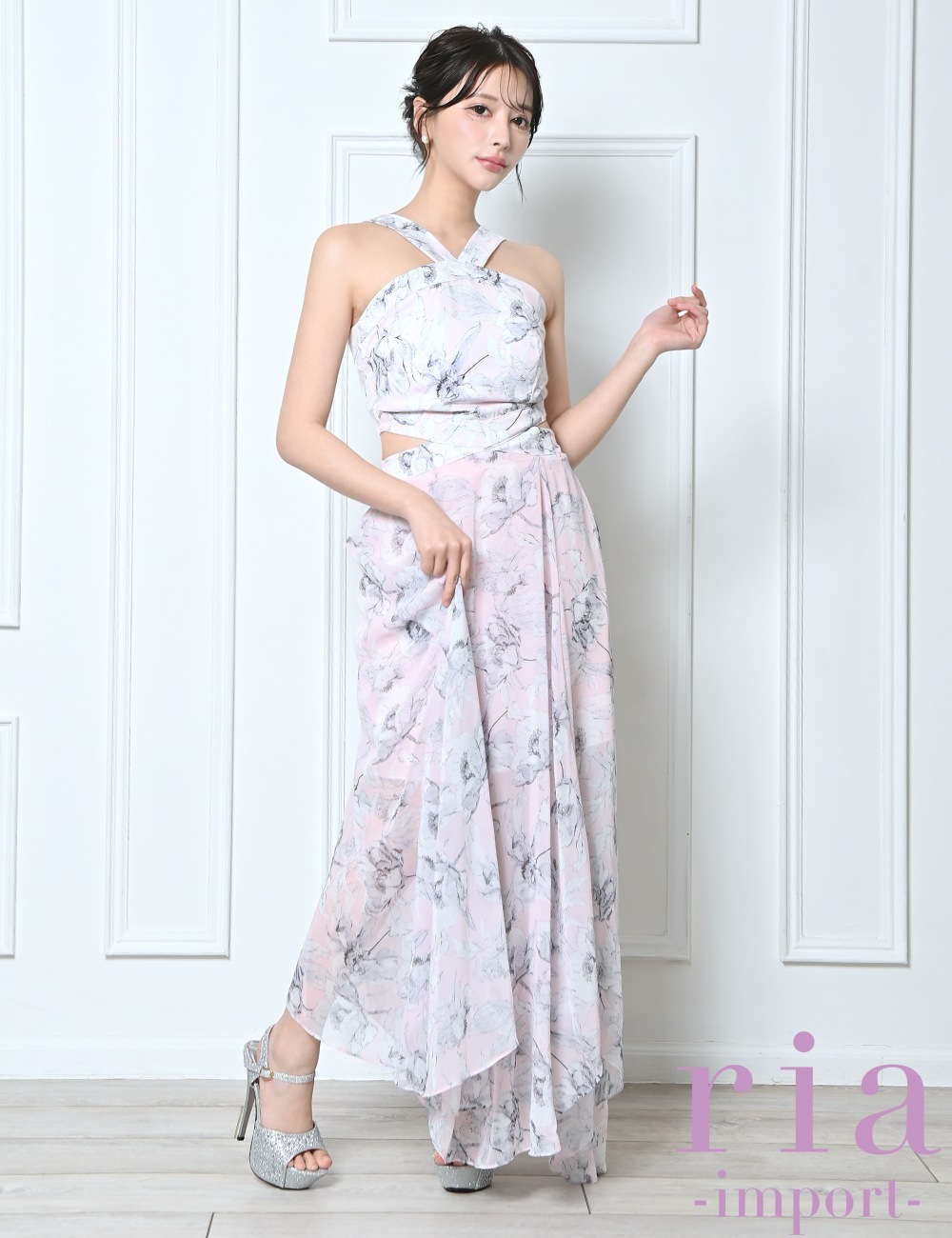 ria】ロング/ドレス/ピンク/ホルターネック/フレア/サイドカットアウト