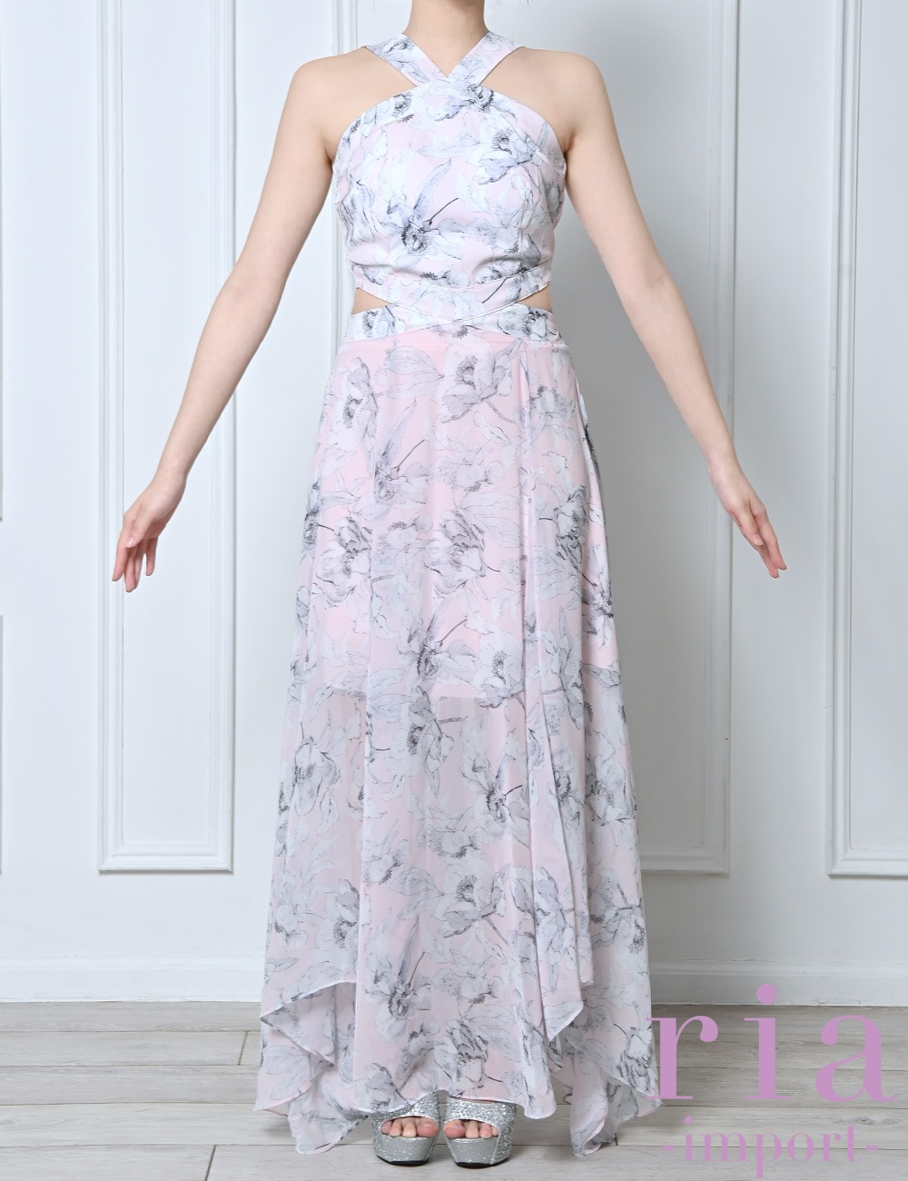 【ria】ロング/ドレス/ピンク/ホルターネック/フレア/サイドカットアウト/柄/花柄