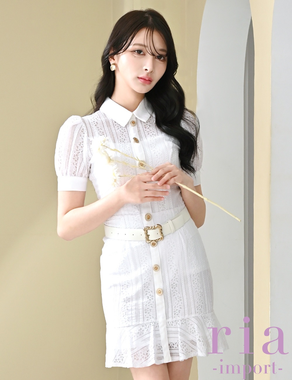 【ria】ミニ/ドレス/ワンピース/ホワイト/襟付き/タイト/ベルト付き/袖あり/レース