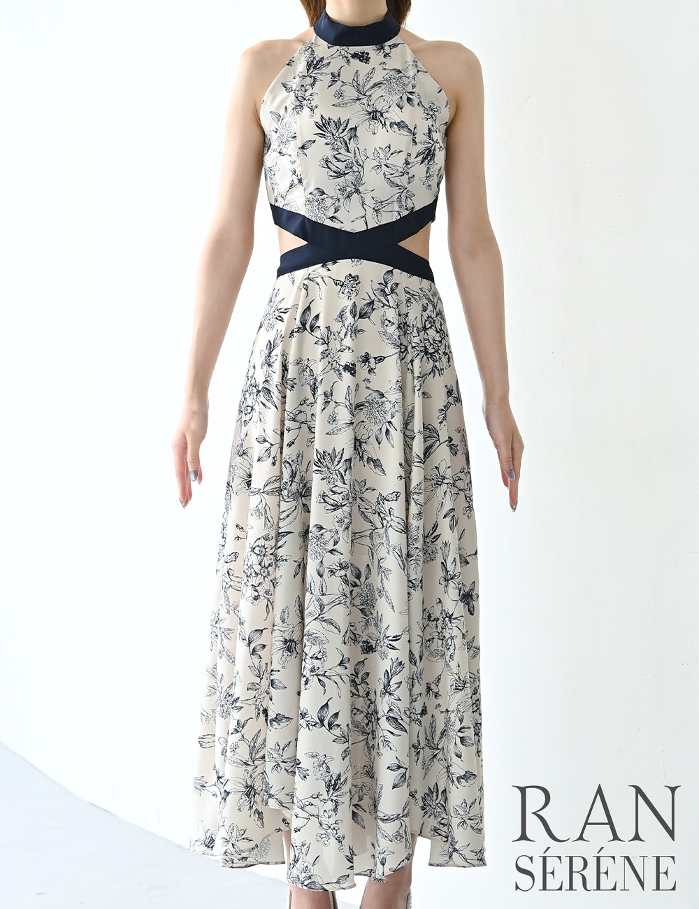 [即納][instock]【RAN SERENE】ロング/ドレス/ネイビー/アメスリ/フレア/サイドカットアウト/柄/花柄