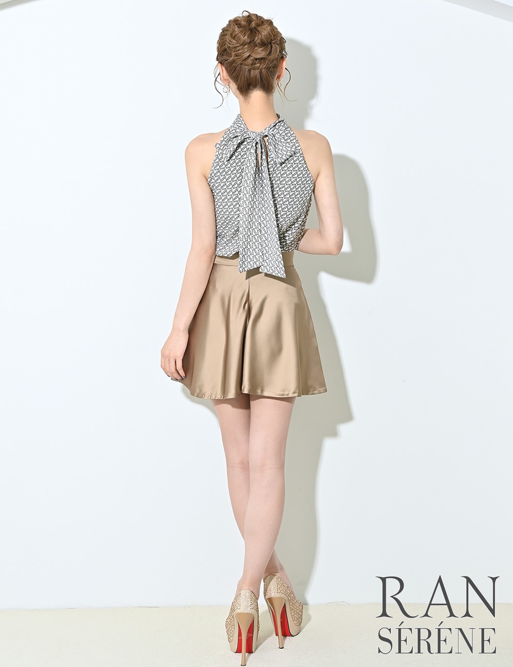 [即納][instock]【RAN SERENE】ミニ/ドレス/セットアップ/ホワイト/ベージュ/アメスリ/フレア/リボン/柄