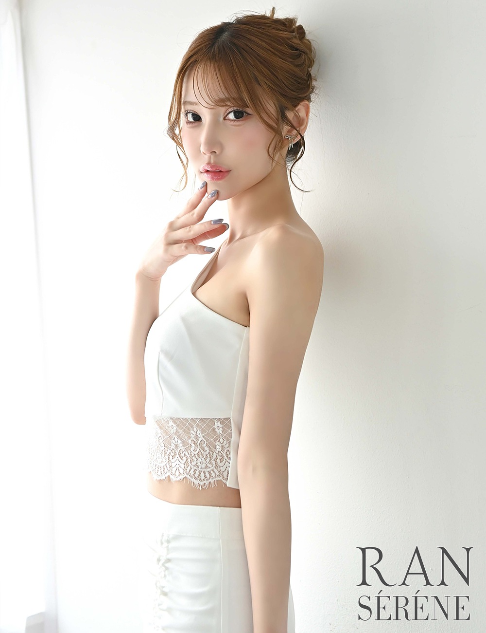 [即納][instock]【RAN SERENE】ミニ/ドレス/セットアップ/ホワイト/ワンショル/タイト/レース/ドロスト/リボン