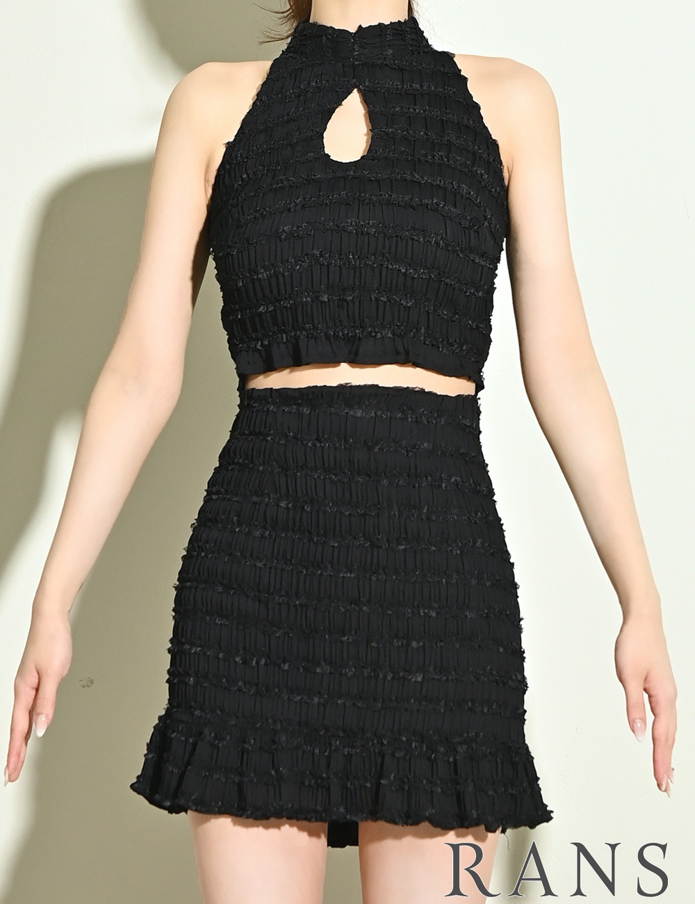 [即納][instock]【RAN SERENE】ミニ/ドレス/セットアップ/タイト/ブラック/ハイネック/シャーリングレース