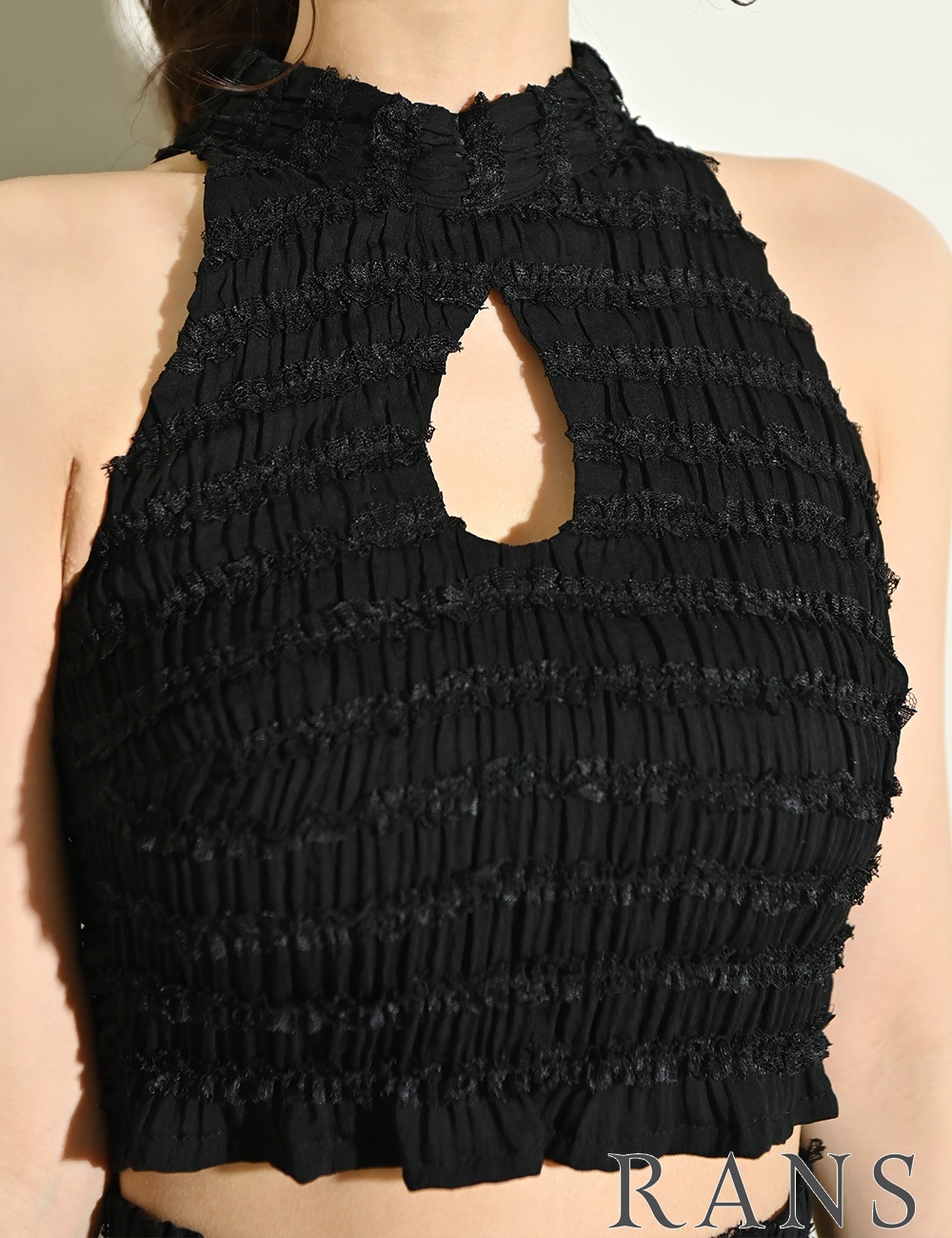 [即納][instock]【RAN SERENE】ミニ/ドレス/セットアップ/タイト/ブラック/ハイネック/シャーリングレース