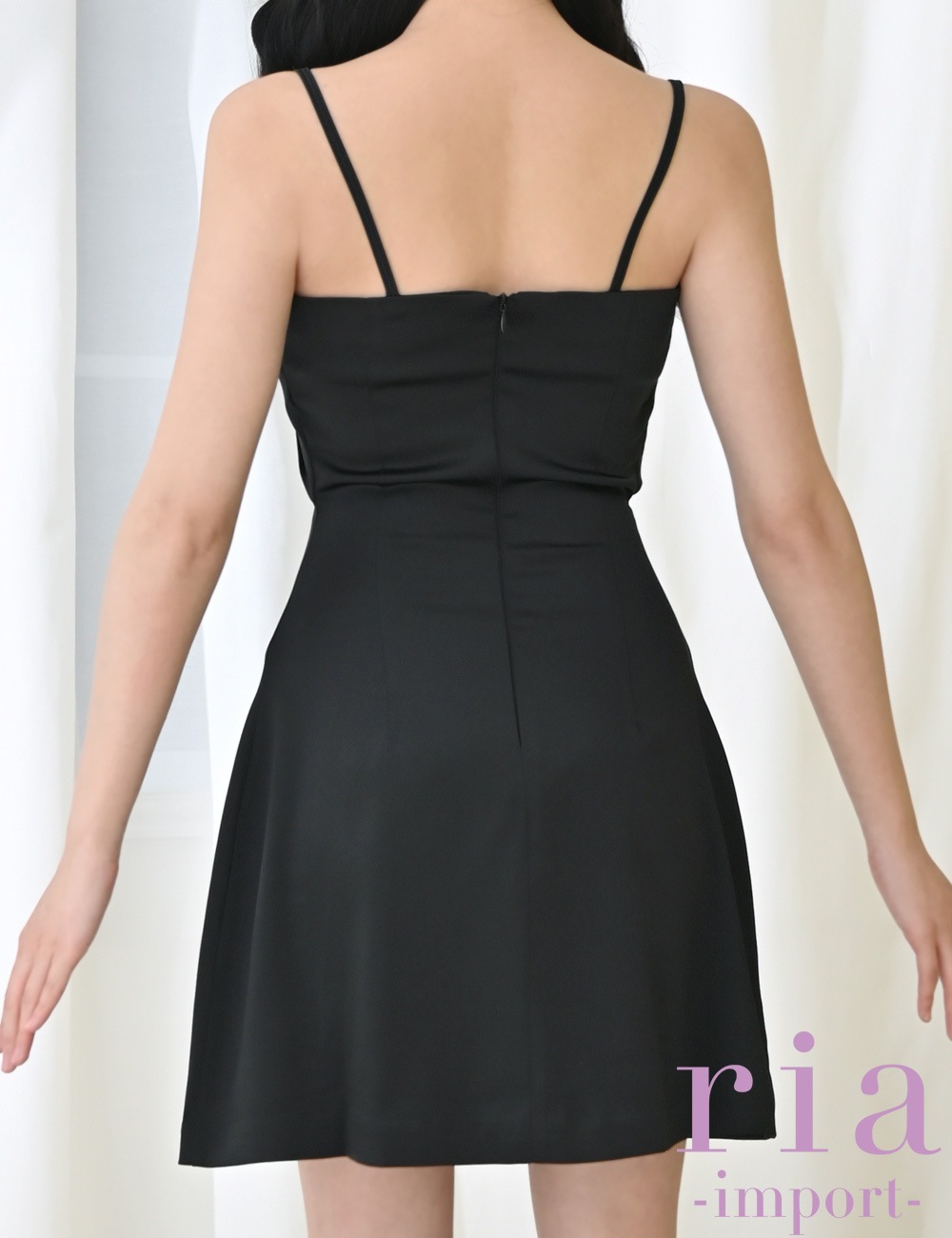 【ria】ミニ/ドレス/ワンピース/ブラック/キャミ/フレア