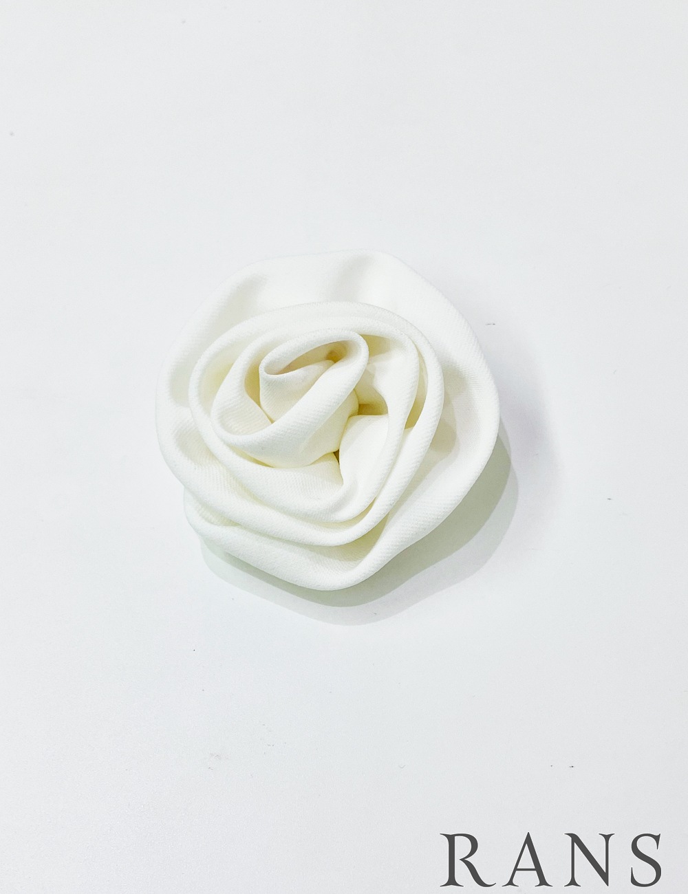 [Mのみ即納][instock]【RAN SERENE】ミニ/ドレス/ワンピース/ホワイト/キャミ/タイト/カットアウト/コサージュ/ローズ