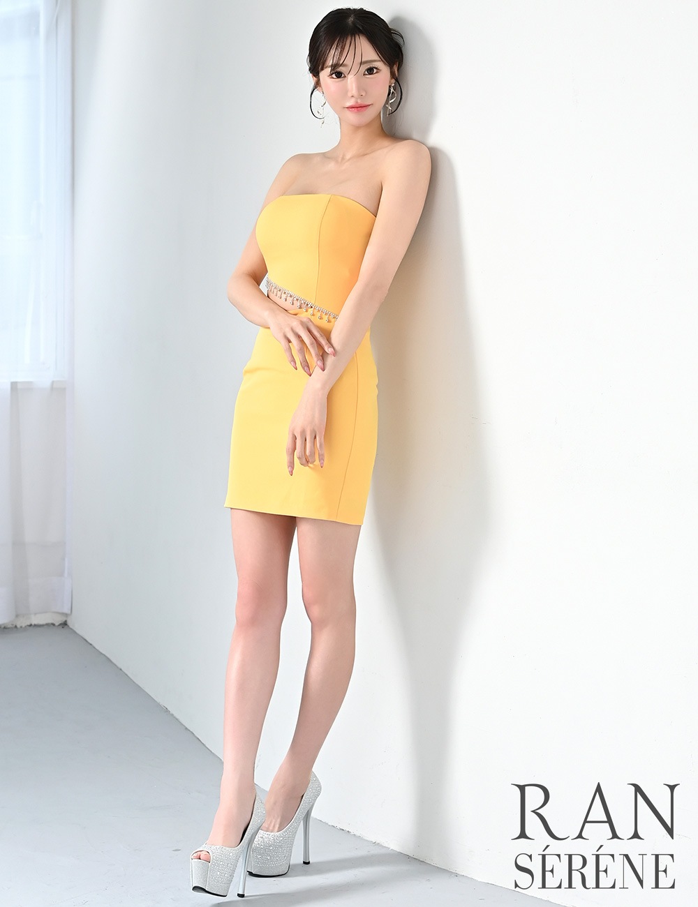 [即納][instock]【RAN SERENE】ミニ/ドレス/ワンピース/ベア/タイト/イエロー/マスタード/ビジュー/カットアウト