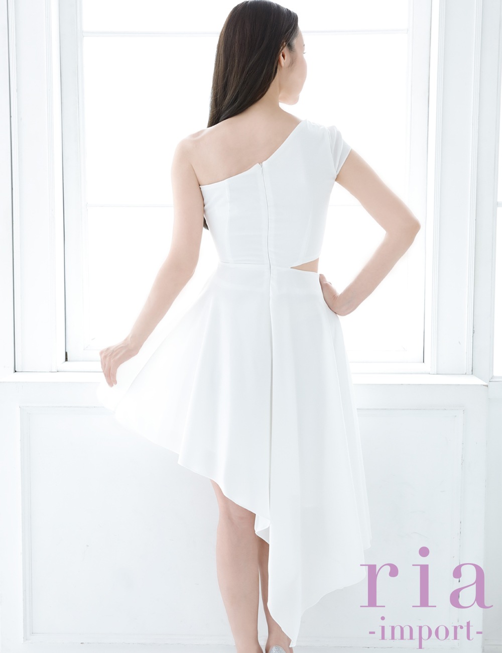 【ria】丈長/ドレス/ワンピース/アシメ/フレア/ホワイト/ワンショル/カットアウト