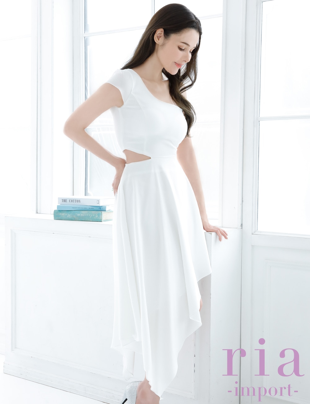 【ria】丈長/ドレス/ワンピース/アシメ/フレア/ホワイト/ワンショル/カットアウト